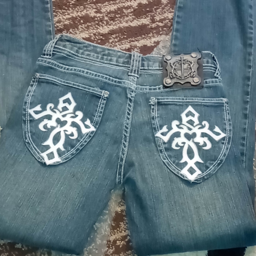 Silver dagger size 27 👖
